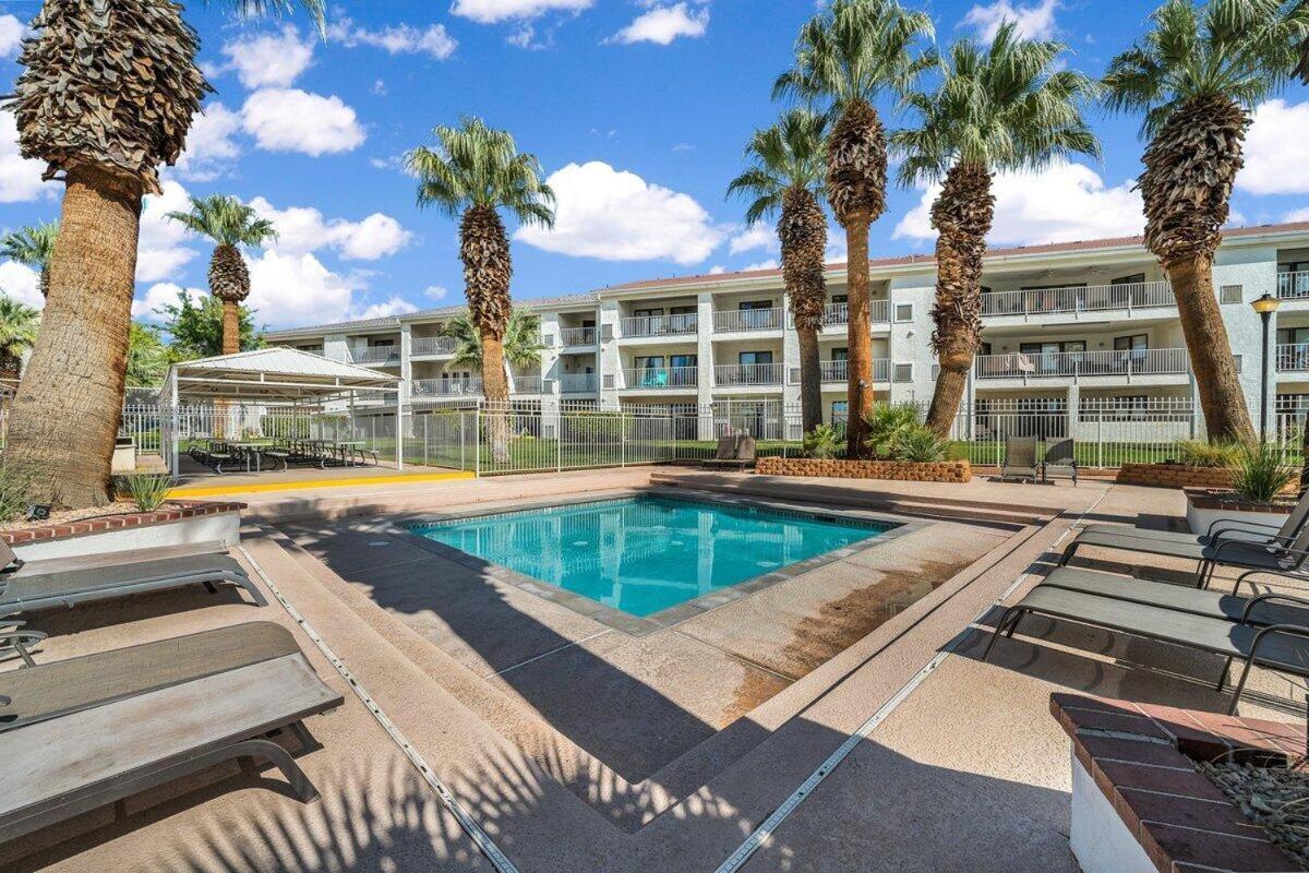 Modern Resort Condo - Pools, Courts & Scenic Views Сент-Джордж Экстерьер фото