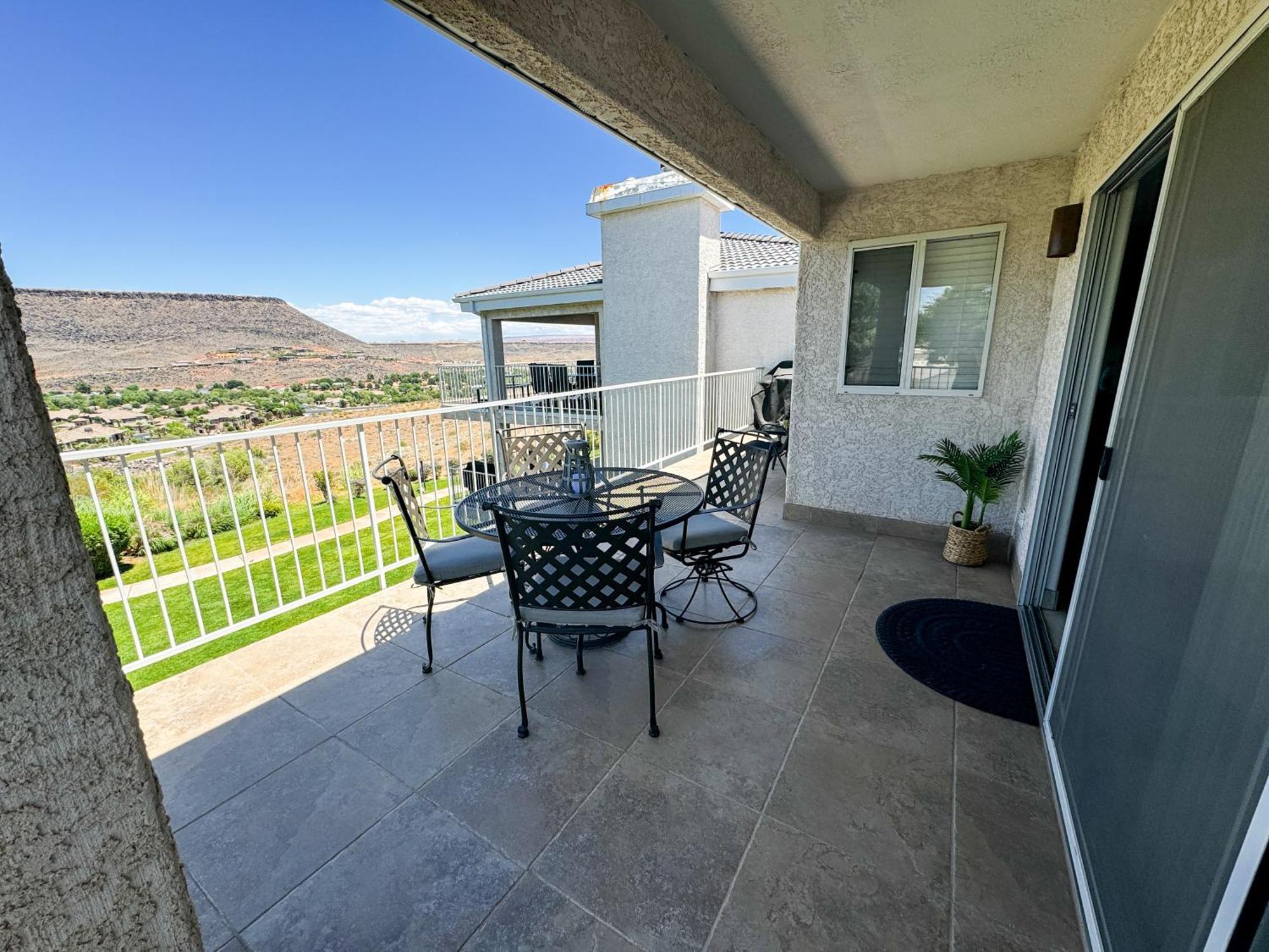 Modern Resort Condo - Pools, Courts & Scenic Views Сент-Джордж Экстерьер фото